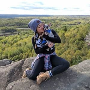 Meet your Posher, Elly